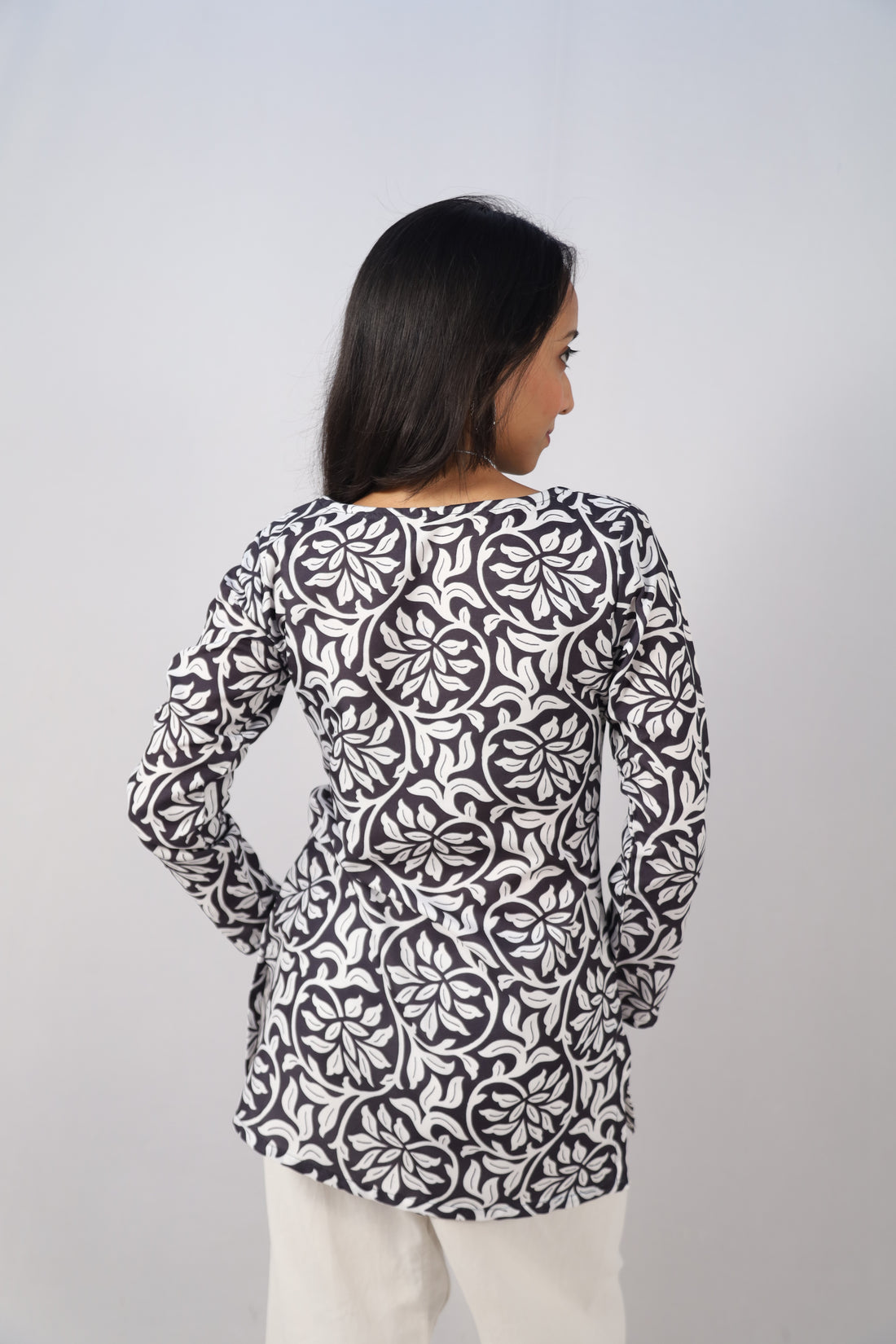 Multicolor Cotton Short Printed Kurti For Women & Girls