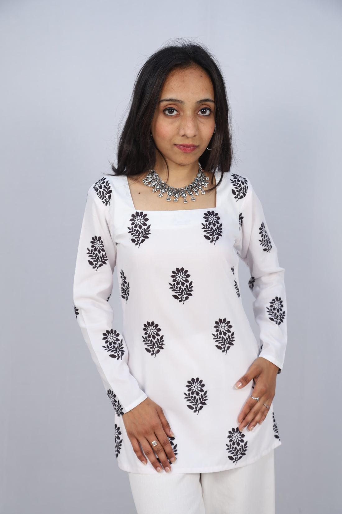 AASHVI Multicolor Cotton Short Printed Kurti For Women & Girls
