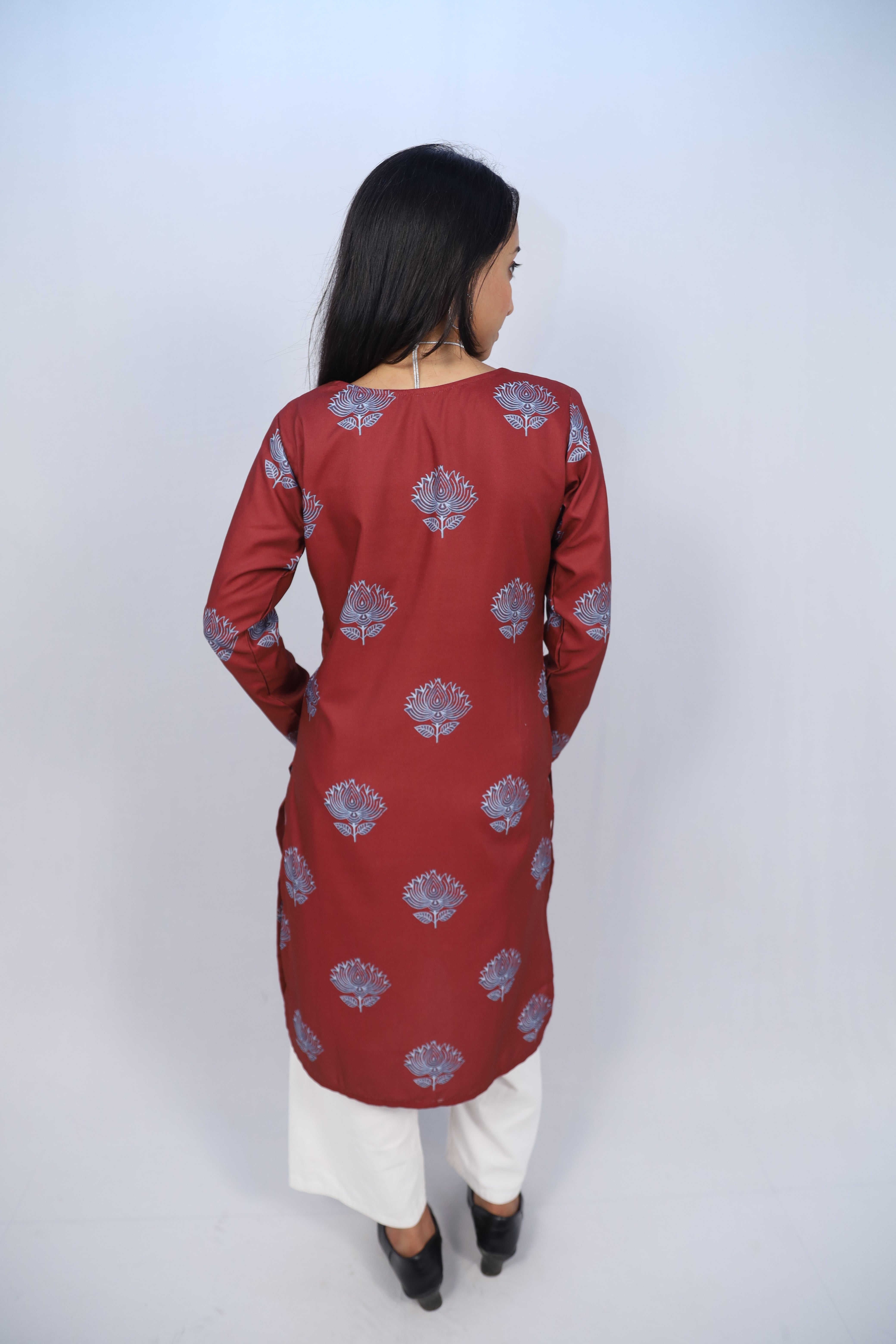 AARVI Multicolor Cotton Long Printed Kurti For Women & Girls