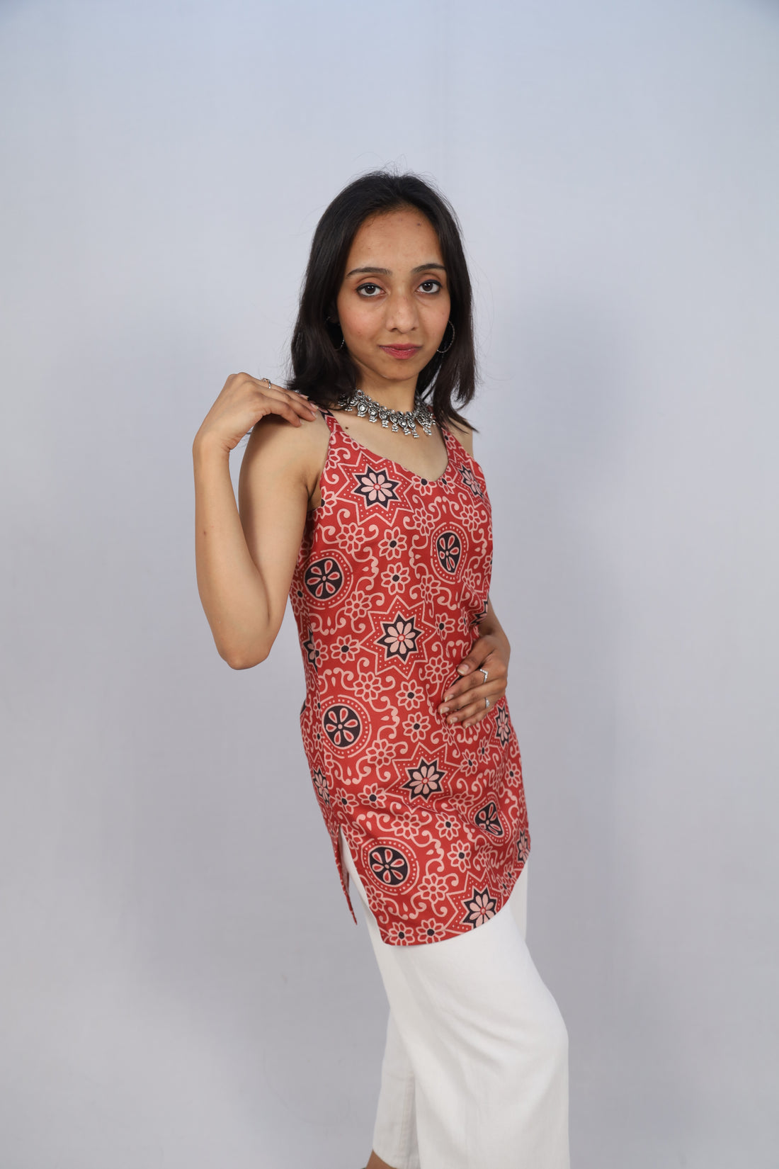 HIRVAA Multicolor Cotton Short Printed Kurti For Women & Girls