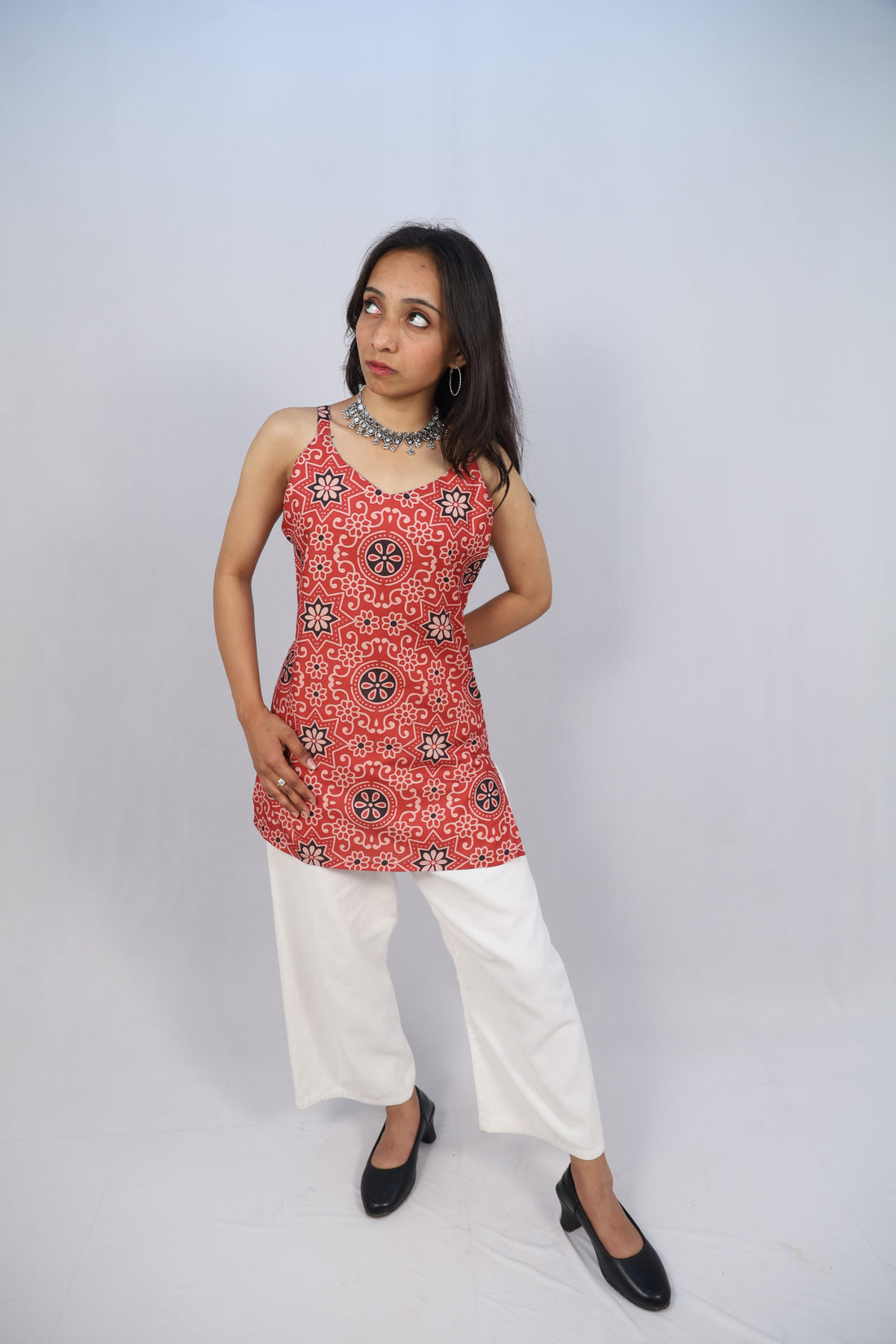 HIRVAA Multicolor Cotton Short Printed Kurti For Women & Girls